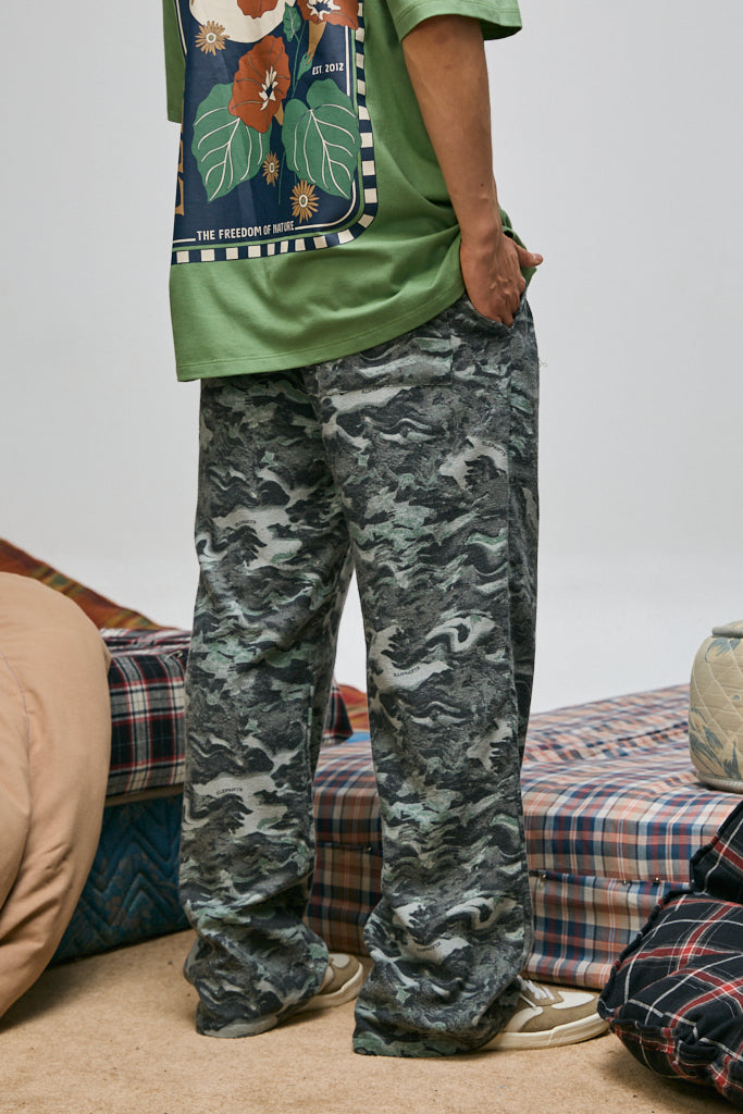 PANTALÓN ESTAMPADO STONE