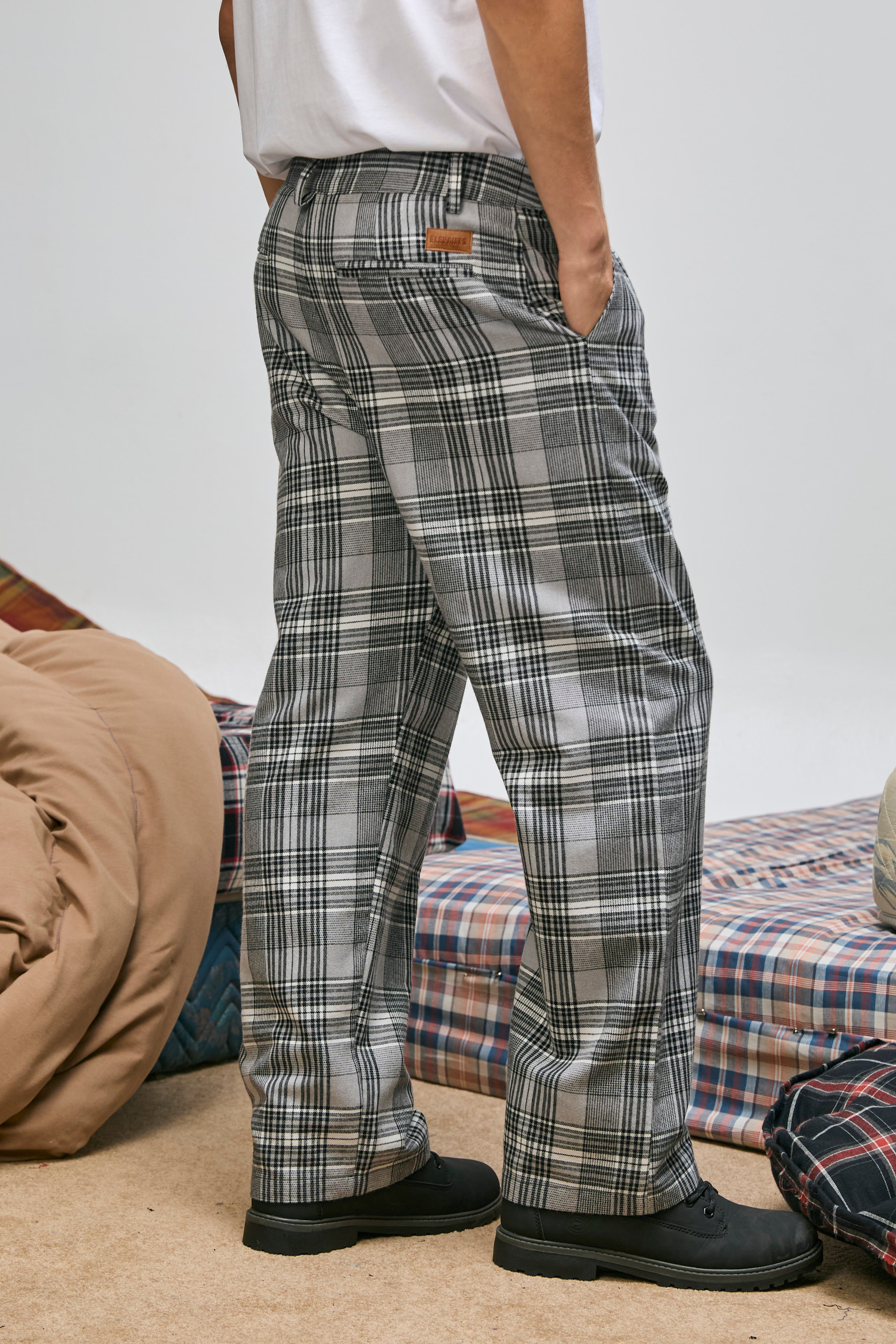 Pantalón Loose Cuadros Gris