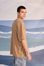 POLERA OVERSIZE FISH TOSTADO