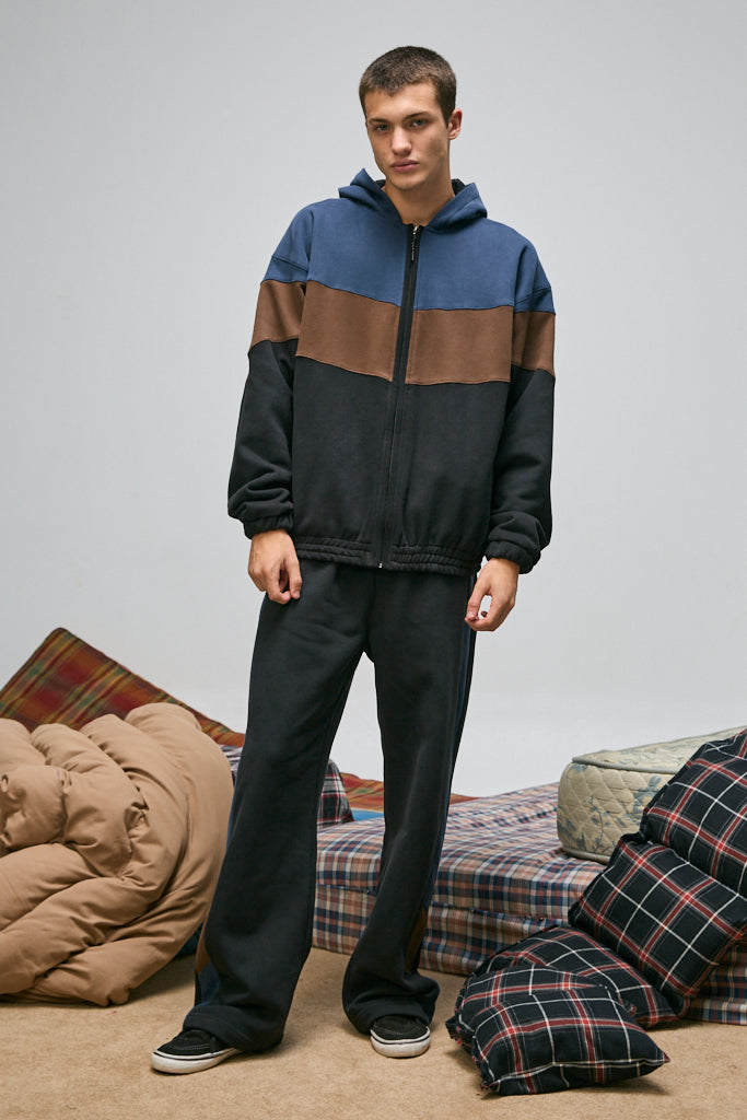 JOGGER TRICOLOR FRISA NEGRO