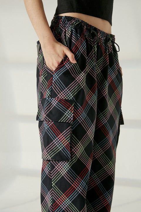 Pantalón cargo cuadros Negro