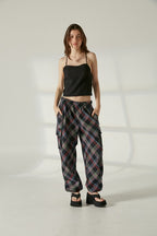 Pantalón cargo cuadros Negro