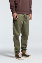 JOGGER RENÉ GABARDINA OLIVE