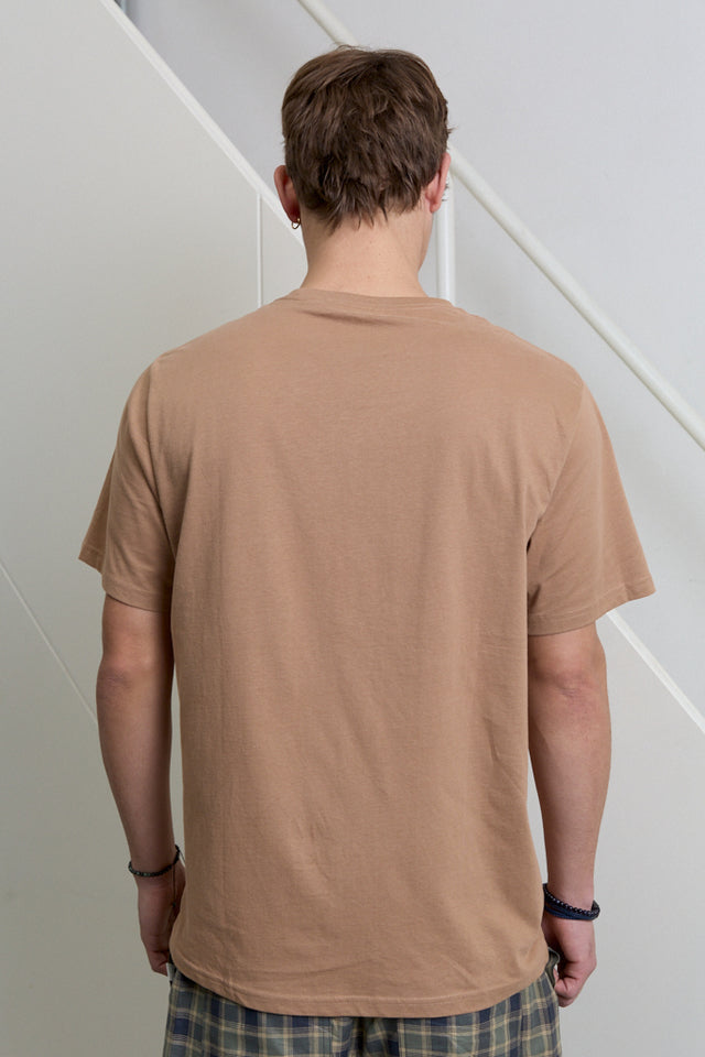 POLERA SMITH CAMEL 100% ALGODON